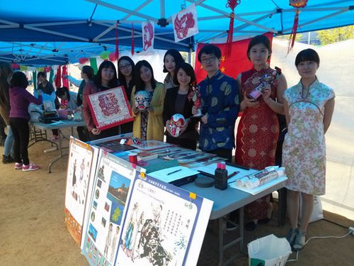 孔子学院助阵中国队亮相韩外大世界文化博览会
