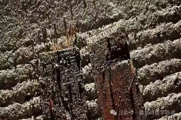 2025072515ӷˮͧײ2ˣˮʧ5ջȣ̧·ϱŰٿŶ